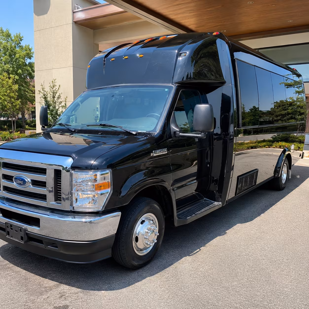 Rent a Bus to American Airlines Center
